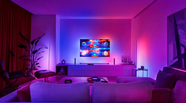 Philips Hue Play HDMI Sync Box 8K: Umfangreiches Update peppt die Funktionen auf