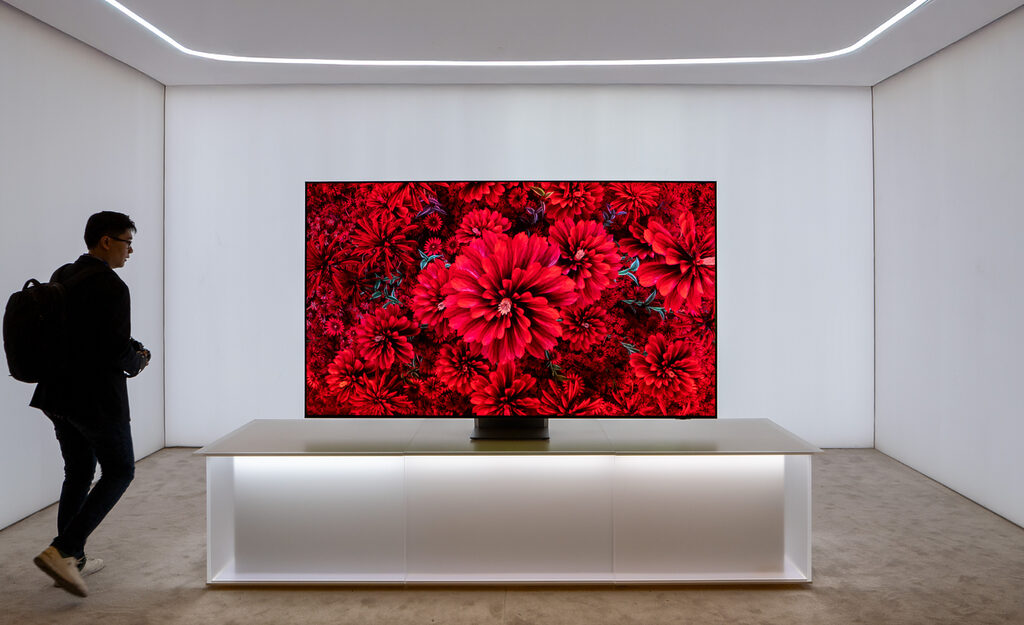 Samsung möchte 2025 mit seinem ersten RGB-Micro-LED-TV mit 115 Zoll durchstarten.