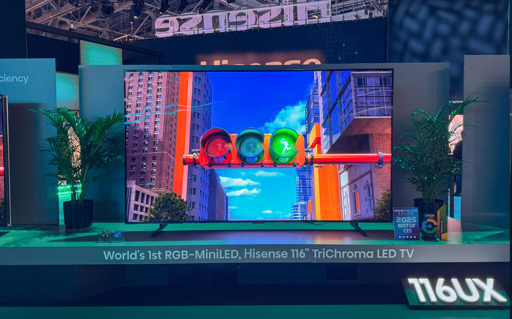 Der Hisense UXQ ist der erste TV mit neuem RGB-Mini-LED-Backlight der für Deutschland angekündigt wurde.