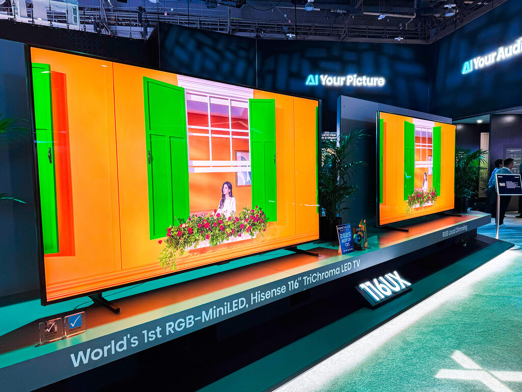 Der Hisense UXQ mit RGB-Mini-LED TV deckt bis zu 97% des BT.2020 Farbraums ab.