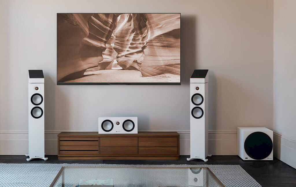 Monitor Audio holt günstige Lautsprecher ins Heimkino.