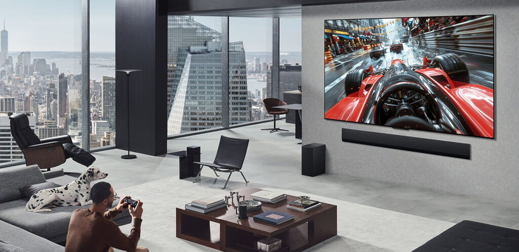 Der LG OLED evo M5 ist auch spieletauglich.