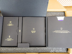 Eine ganz nette Idee mit den Einzelboxen und der goldenen Schrift. Das wertet die Nutzererfahrung etwas auf.