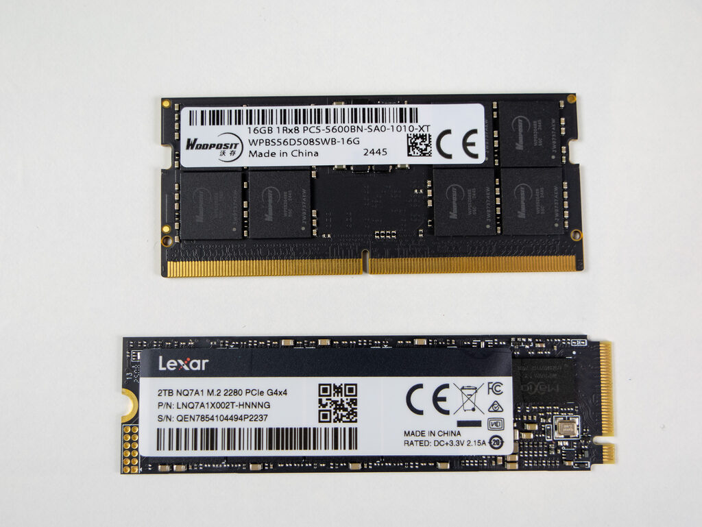 Der DDR5 Speicherriegel (2x 16 GB) von Wooposit und die Lexar NVMe SSD mit 2 TB