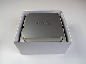 Ganz im Gegenteil zur schicken A9 Max Hardware.