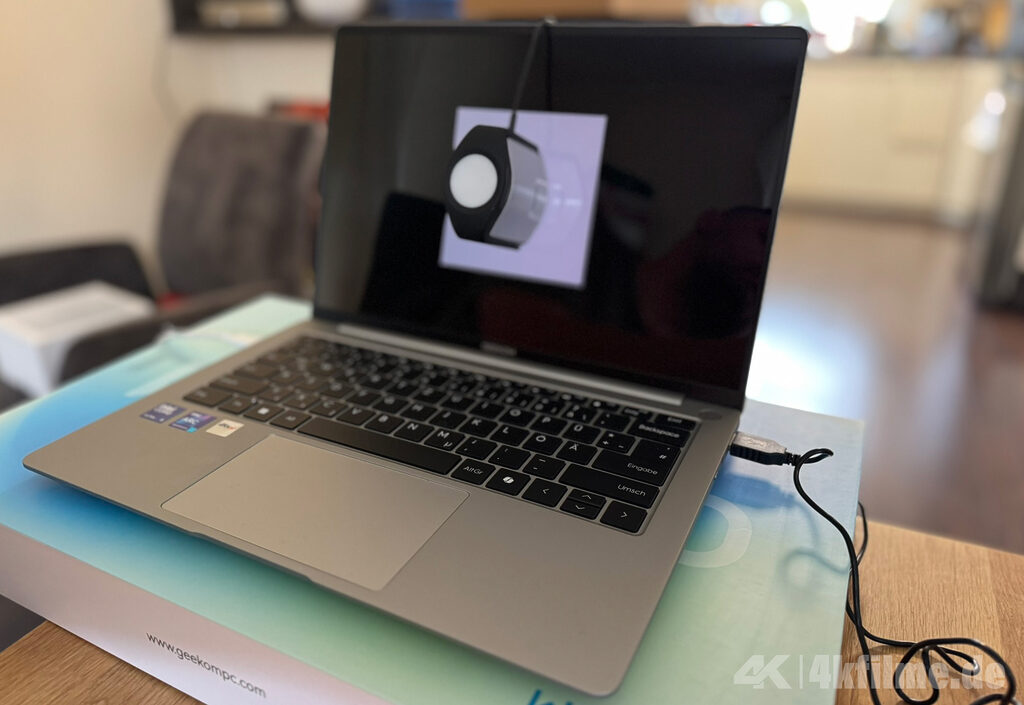 Wir haben das AMOLED-Display des GeekBook X14 Pro einmal eingemessen und kalibriert. Das Ergebnis kann sich wirklich sehen lassen!