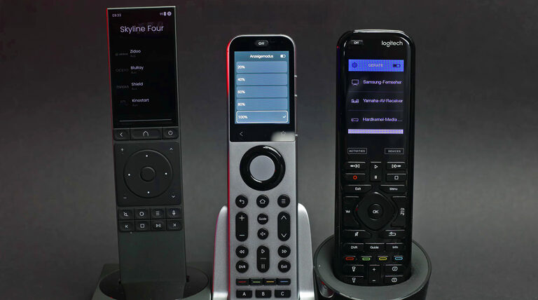 SofaBaton X2 Universalfernbedienung im Test: Vielseitig mit hellem Touch-Display mit großer Akkulaufzeit