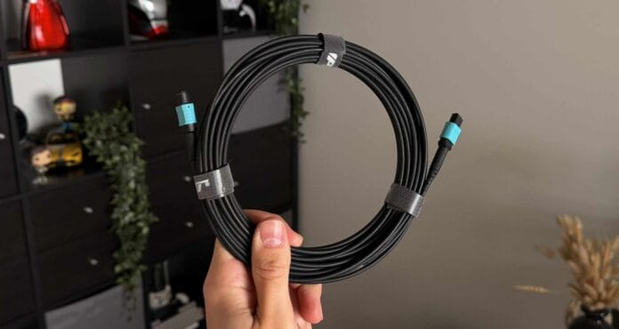 HDMI 2.1 mit 300 m Länge. Solche Kabel gibt es tatsächlich.