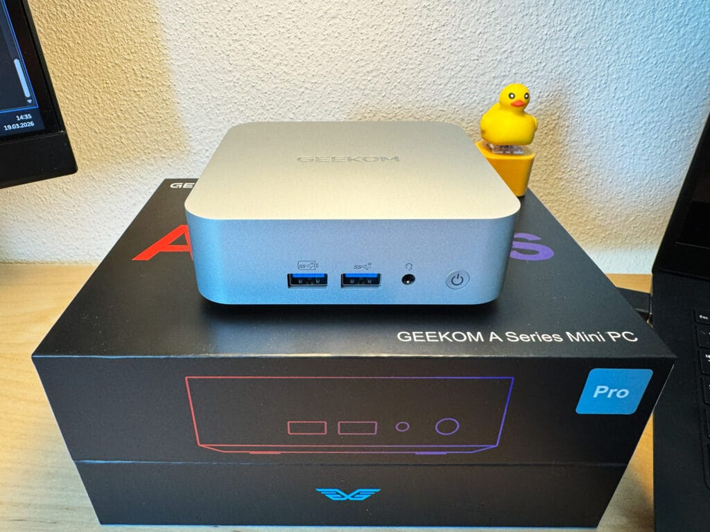 Die Ausstattung des Geekom A5 Pro wirkt aufgrund der immer teurer werdenden Speicherkomponenten jetzt noch attraktiver. 