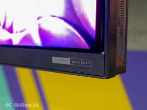 Das 4.2.2-Soundsystem mit Dolby Atmos wurde von Devialet getuned (UR9S RGB Mini LED TV)
