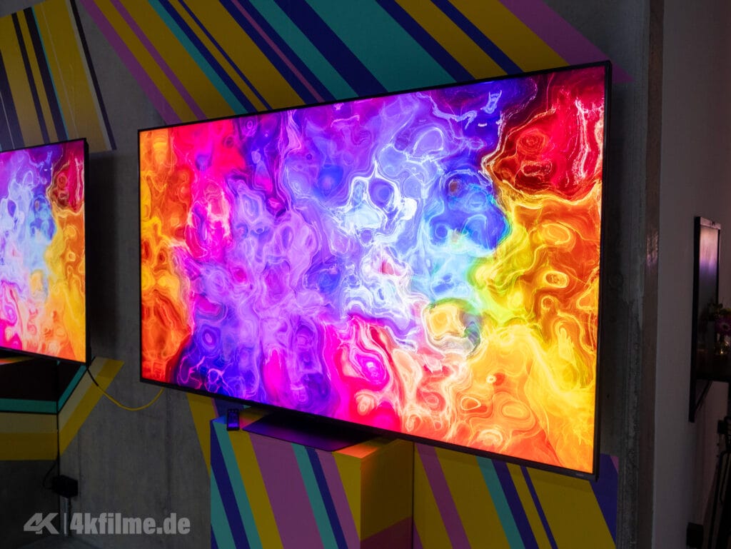 Der UR9S 4K RGB Mini LED-TV von Hisense überzeugt bei der ersten Sichtung. 