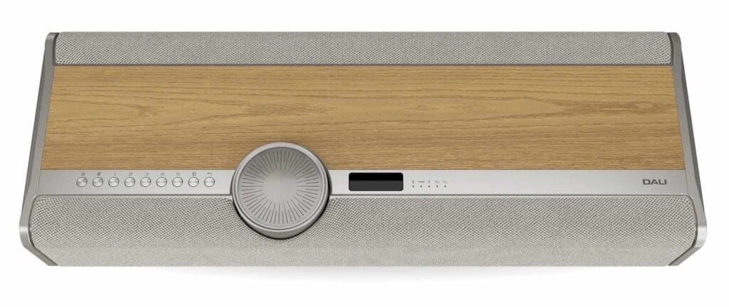 Dalis Vega soll ein Rundum-Sound-Paket abliefern.