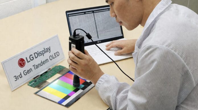 LG Display packt bereits die Tandem OLED der 3. Generation aus.