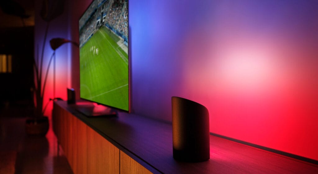 Philips Hue und WiZ liefern zur Fußball-WM die richtigen Lichtstimmungen.