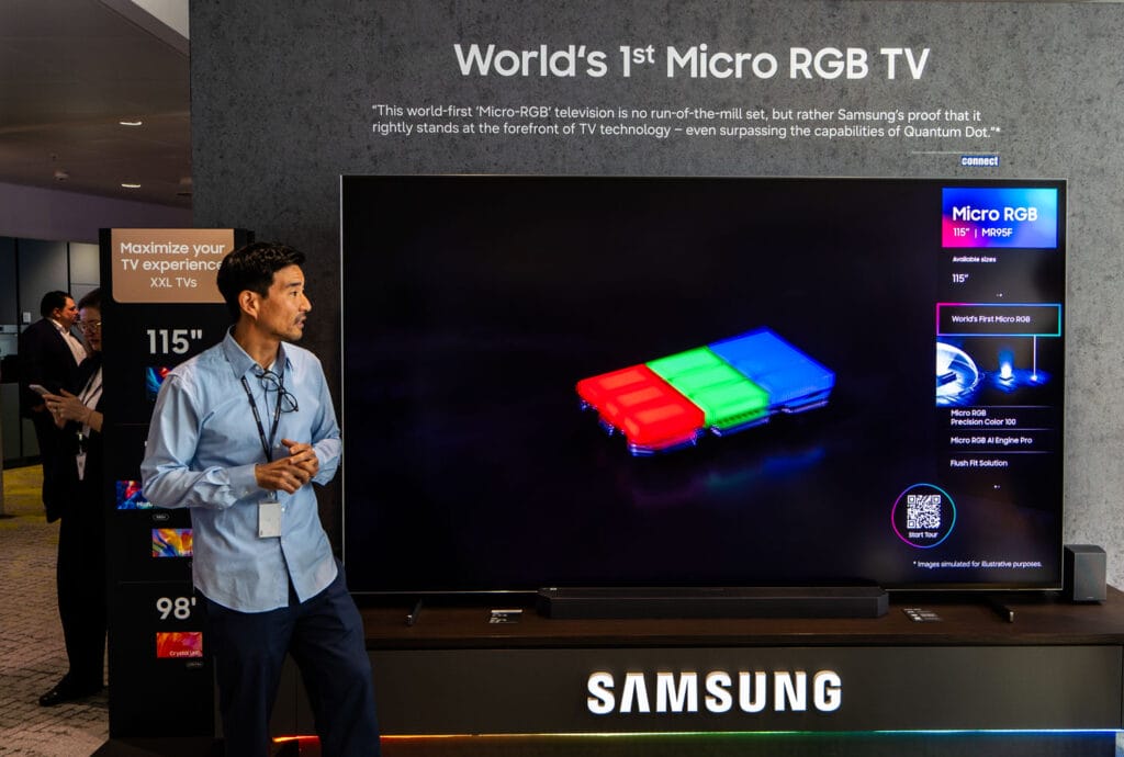 Samsung startete bereits 2025 in die Micro RGB-Journey mit dem MR95F mit stattlichen 115 Zoll Displaydiagonale.