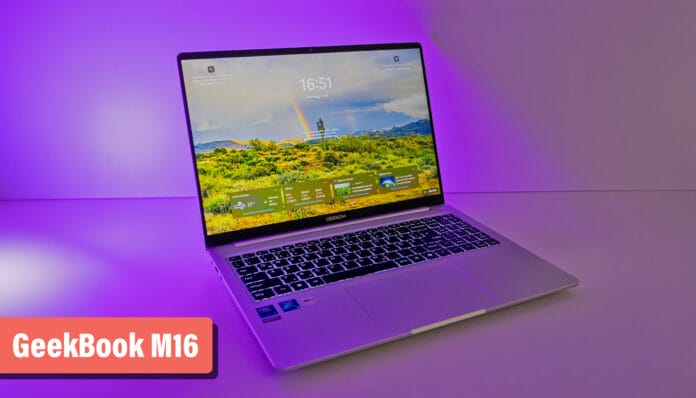Der GeekBook M16 Laptop im Test. Kann das Notebook mit Intel Ultra 9 185H-Prozessor und 99 Wh-Akku gegen die Konkurrenz bestehen?