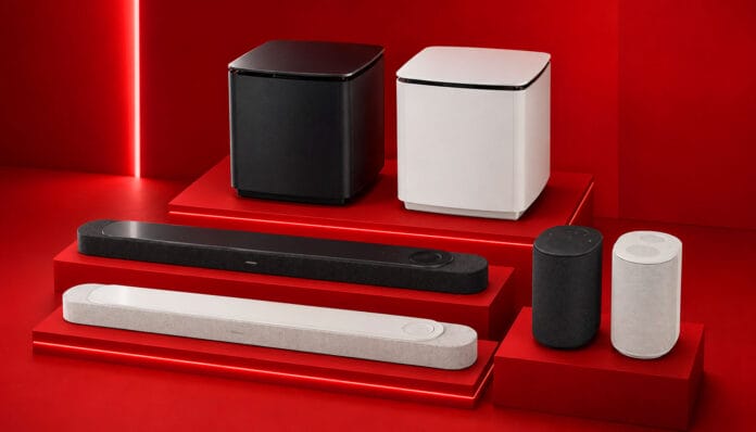 Stellt euch euer Audio-Upgrade von Bose zusammen. Zur Wahl stehen die Bose Lifestyle Ultra Soundbar, Subwoofer und Rear-Lautsprecher.