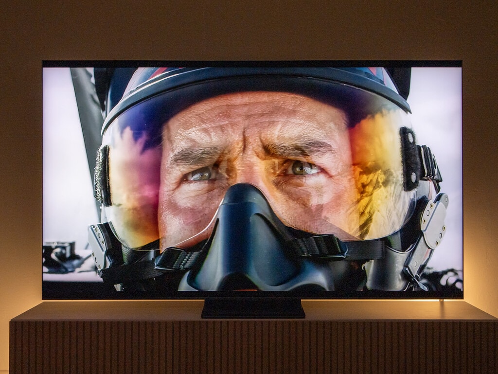 Der TCL C8L legt im Gegensatz zum C8K noch eine Schippe drauf. Eine konsequente Weiterentwicklung des 4K-Fernsehers.