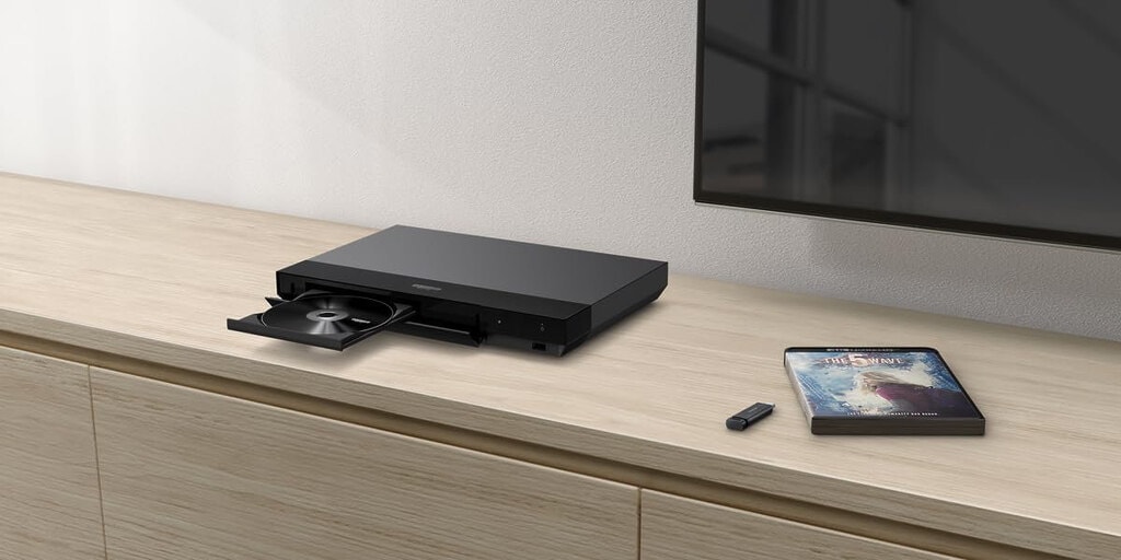 In Japan ist der UBP-X700/K von Sony bereits eingestellt worden.